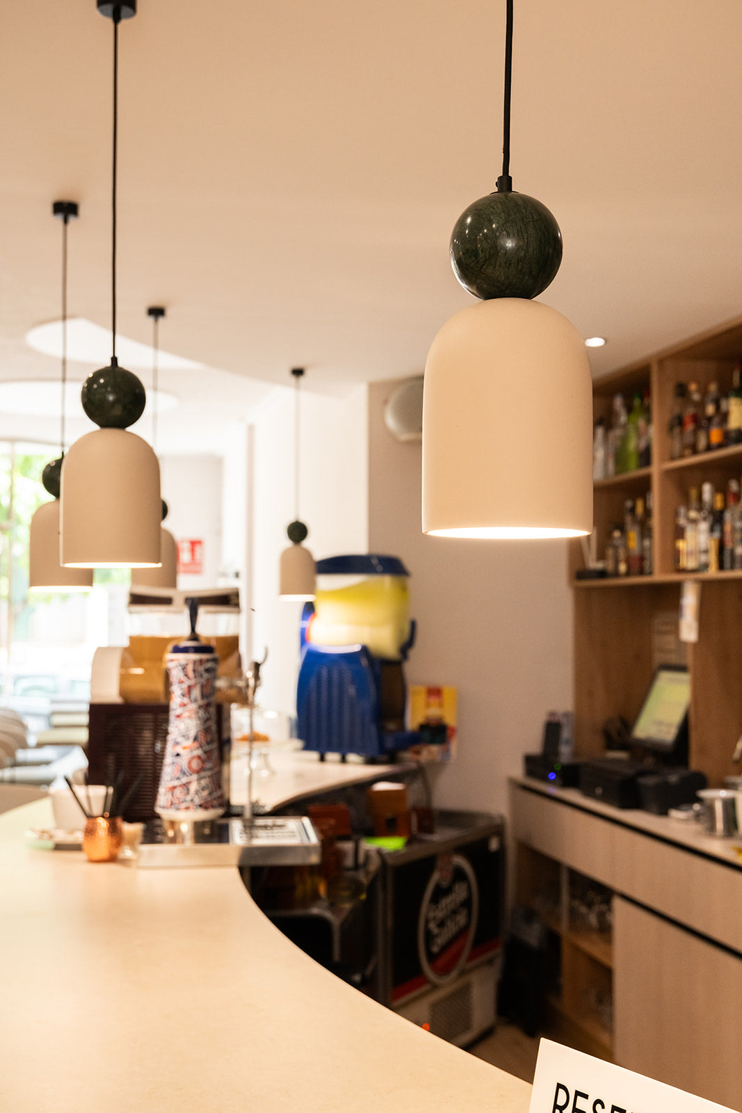 Somnis_cafeteria-52_4c3aac6d-59d4-4d75-ba7d-9ffafd9c3696.jpg